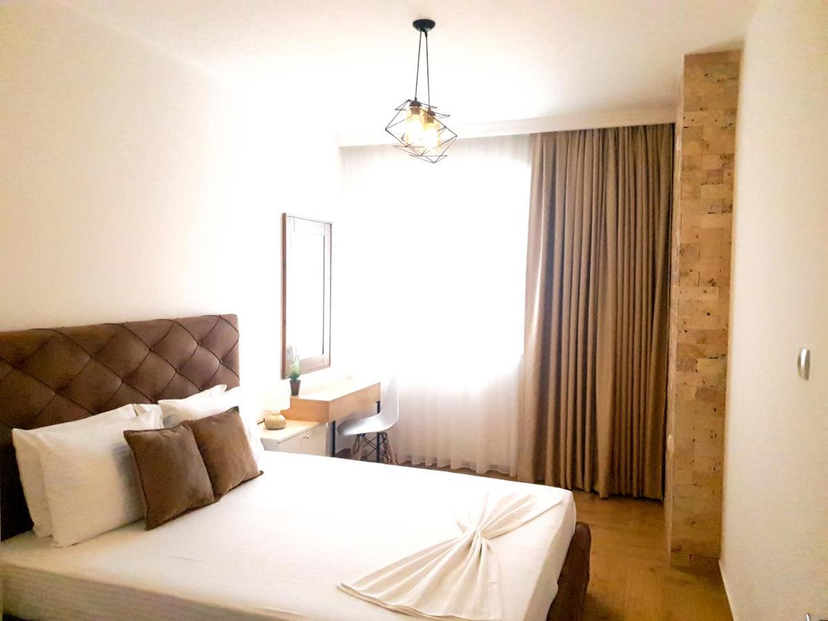 Lacasa Apartments & Restaurant Ulcinj Eksteriør bilde