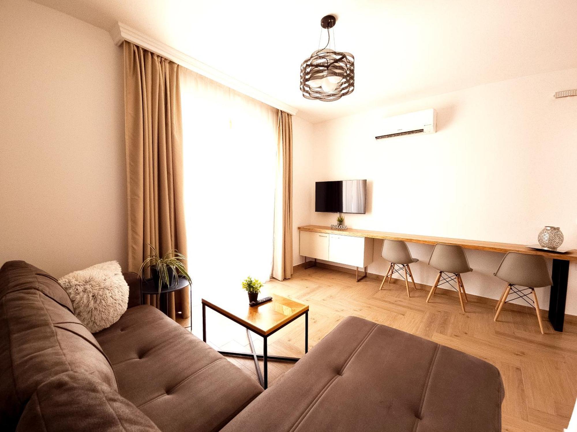 Lacasa Apartments & Restaurant Ulcinj Eksteriør bilde