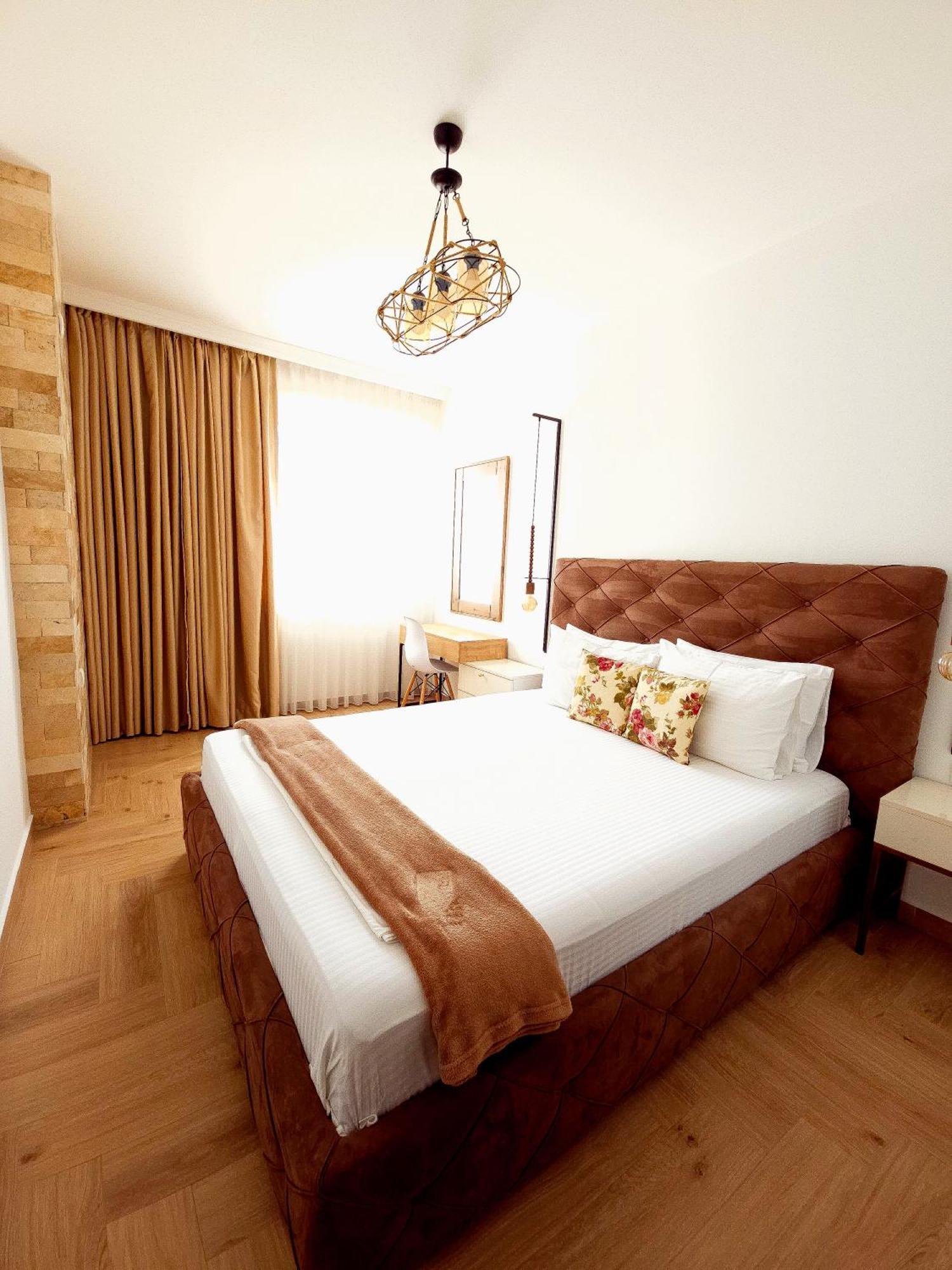 Lacasa Apartments & Restaurant Ulcinj Eksteriør bilde
