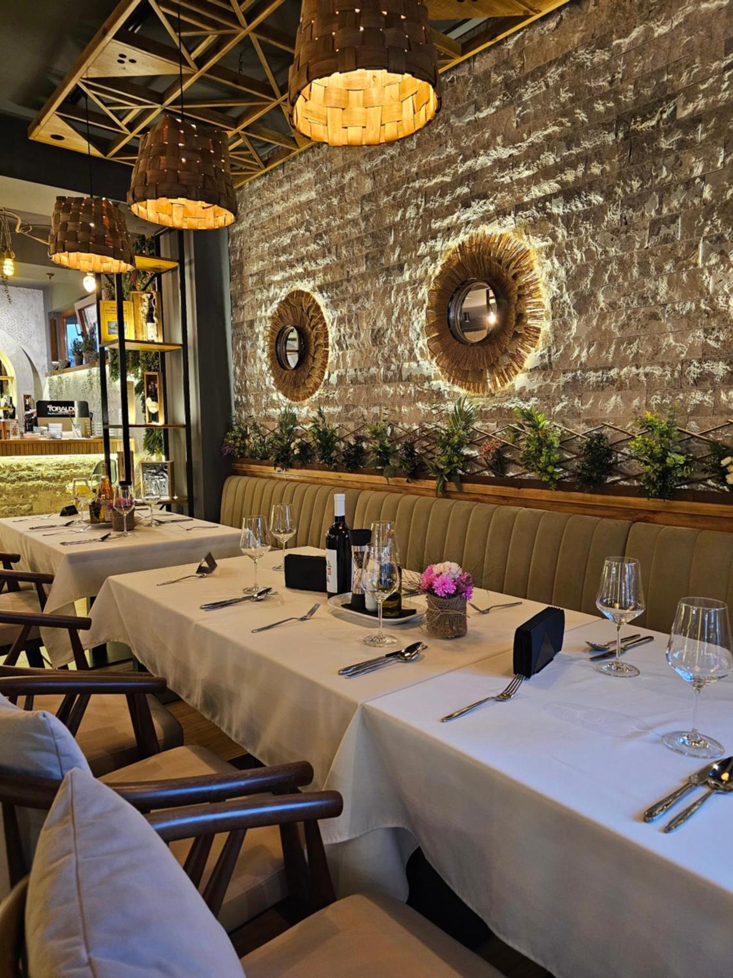Lacasa Apartments & Restaurant Ulcinj Eksteriør bilde