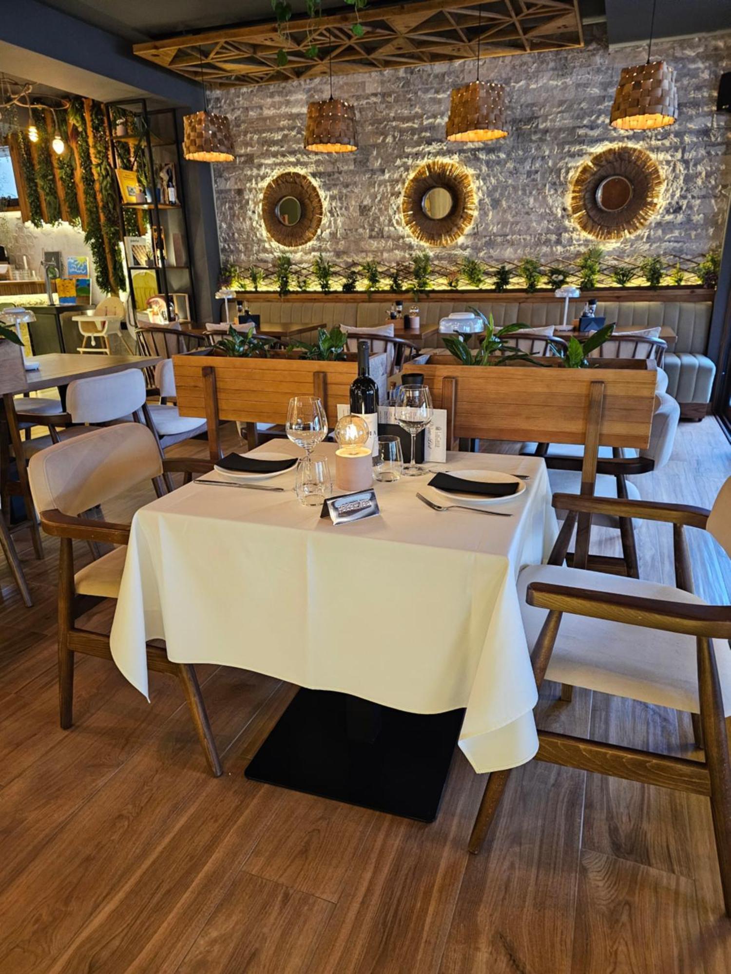 Lacasa Apartments & Restaurant Ulcinj Eksteriør bilde